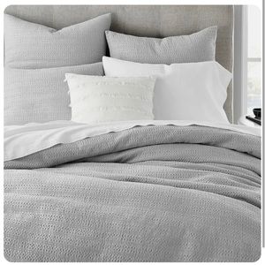 West Elm Full/Queen Duvet Set w 2 Standard Shams